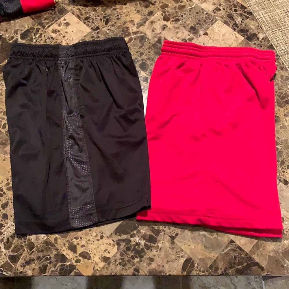 Set of boys athletic shorts size small(8)